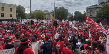 Australia: ਵਿਕਟੋਰੀਆ ਸੂਬੇ ‘ਚ 45,000 ਤੋਂ ਵੱਧ ਸਰਕਾਰੀ ਸਕੂਲ ਕਰਮਚਾਰੀ ਹੜਤਾਲ ‘ਤੇ, ਪੜ੍ਹੋ ਕਿਉਂ ?