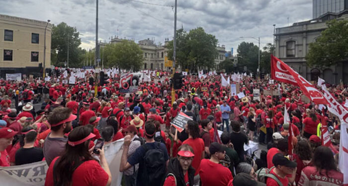 Australia: ਵਿਕਟੋਰੀਆ ਸੂਬੇ ‘ਚ 45,000 ਤੋਂ ਵੱਧ ਸਰਕਾਰੀ ਸਕੂਲ ਕਰਮਚਾਰੀ ਹੜਤਾਲ ‘ਤੇ, ਪੜ੍ਹੋ ਕਿਉਂ ?