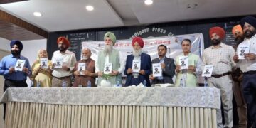 PUNJAB : ਸਵ: ਸ਼ੰਗਾਰਾ ਸਿੰਘ ਭੁੱਲਰ ਦੀ ਸਵੈ-ਜੀਵਨੀ ‘ਯਾਦਾਂ ਦਾ ਦਰਪਣ’ ਹੋਈ ਲੋਕ-ਅਰਪਣ