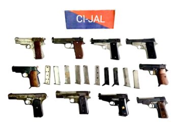 PUNJAB: ਅੰਤਰ-ਰਾਜੀ ਗੈਰ-ਕਾਨੂੰਨੀ ਹਥਿਆਰਾਂ ਦੇ ਸਪਲਾਈ ਮਾਡਿਊਲ ਨਾਲ ਜੁੜੇ ਦੋ ਵਿਅਕਤੀ ਗ੍ਰਿਫ਼ਤਾਰ, 10 ਪਿਸਤੌਲ ਬਰਾਮਦ PUNJAB: ਅੰਤਰ-ਰਾਜੀ ਗੈਰ-ਕਾਨੂੰਨੀ ਹਥਿਆਰਾਂ ਦੇ ਸਪਲਾਈ ਮਾਡਿਊਲ ਨਾਲ ਜੁੜੇ ਦੋ ਵਿਅਕਤੀ ਗ੍ਰਿਫ਼ਤਾਰ, 10 ਪਿਸਤੌਲ ਬਰਾਮਦ