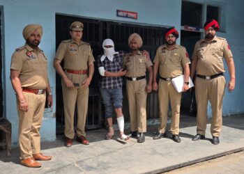 Derabassi Police ਵੱਲੋਂ 48 ਘੰਟਿਆਂ ਵਿੱਚ ਕਤਲ ਦੀ ਕੋਸ਼ਿਸ਼ ਦਾ ਮਾਮਲਾ ਸੁਲਝਾਇਆ; ਦੋਸ਼ੀ ਗ੍ਰਿਫਤਾਰ Derabassi Police ਵੱਲੋਂ 48 ਘੰਟਿਆਂ ਵਿੱਚ ਕਤਲ ਦੀ ਕੋਸ਼ਿਸ਼ ਦਾ ਮਾਮਲਾ ਸੁਲਝਾਇਆ; ਦੋਸ਼ੀ ਗ੍ਰਿਫਤਾਰ