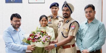 DR. RAVJOT SINGH ਨੇ ਜੇਲ੍ਹ ਮੰਤਰੀ ਦਾ ਅਹੁਦਾ ਸੰਭਾਲਿਆ; ਪਾਰਟੀ ਦੇ ਕੌਮੀ ਕਨਵੀਨਰ ਅਰਵਿੰਦ ਕੇਜਰੀਵਾਲ ਅਤੇ ਮੁੱਖ ਮੰਤਰੀ ਭਗਵੰਤ ਸਿੰਘ ਮਾਨ ਦਾ ਨਵੀਂ ਜ਼ਿੰਮੇਵਾਰੀ ਲਈ ਕੀਤਾ ਧੰਨਵਾਦ