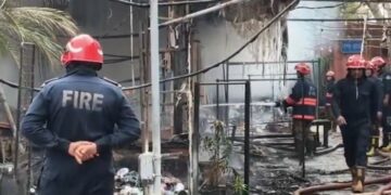 Delhi ਦੇ ਨੇਚਰ ਬਾਜ਼ਾਰ ‘ਚ ਲੱਗੀ ਭਿਆਨਕ ਅੱਗ, 40 ਦੁਕਾਨਾਂ ਸੜ ਕੇ ਸੁਆਹ