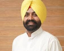 Punjab Budget ਆਵਾਜਾਈ ਪ੍ਰਣਾਲੀ ਨੂੰ ਮਜ਼ਬੂਤ ਅਤੇ ਜੇਲ੍ਹਾਂ ਵਿੱਚ ਸੁਧਾਰ ਕਰੇਗਾ: Laljit Singh Bhullar Punjab Budget ਆਵਾਜਾਈ ਪ੍ਰਣਾਲੀ ਨੂੰ ਮਜ਼ਬੂਤ ਅਤੇ ਜੇਲ੍ਹਾਂ ਵਿੱਚ ਸੁਧਾਰ ਕਰੇਗਾ: Laljit Singh Bhullar