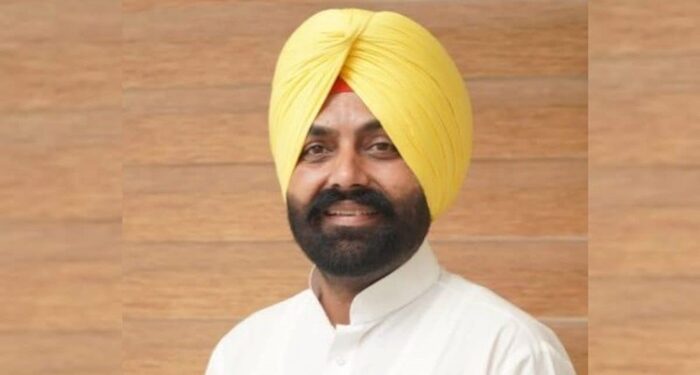 ਹਾਈਕੋਰਟ ‘ਚ ਸਾਬਕਾ ਮੰਤਰੀ ਲਾਲਜੀਤ ਭੁੱਲਰ ਦੇ ਪਿਤਾ ਦੀ ਜ਼ਮਾਨਤ ਅਰਜ਼ੀ ‘ਤੇ ਸੁਣਵਾਈ ਹਾਈਕੋਰਟ ‘ਚ ਸਾਬਕਾ ਮੰਤਰੀ ਲਾਲਜੀਤ ਭੁੱਲਰ ਦੇ ਪਿਤਾ ਦੀ ਜ਼ਮਾਨਤ ਅਰਜ਼ੀ ‘ਤੇ ਸੁਣਵਾਈ