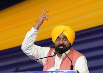 ਭਗਵੰਤ ਮਾਨ ਸਰਕਾਰ ਨੇ ਦੁੱਧ ਖਰੀਦ ਦਰਾਂ ਵਧਾਈਆਂ, ਡੇਅਰੀ ਕਿਸਾਨਾਂ ਲਈ ਬਿਹਤਰ ਆਮਦਨ ਯਕੀਨੀ ਬਣਾਈ ਅਤੇ ਪੇਂਡੂ ਆਰਥਿਕਤਾ ਨੂੰ ਮਜ਼ਬੂਤ ਕੀਤਾ