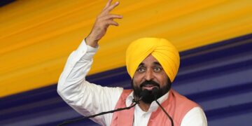 ਭਗਵੰਤ ਮਾਨ ਸਰਕਾਰ ਨੇ ਦੁੱਧ ਖਰੀਦ ਦਰਾਂ ਵਧਾਈਆਂ, ਡੇਅਰੀ ਕਿਸਾਨਾਂ ਲਈ ਬਿਹਤਰ ਆਮਦਨ ਯਕੀਨੀ ਬਣਾਈ ਅਤੇ ਪੇਂਡੂ ਆਰਥਿਕਤਾ ਨੂੰ ਮਜ਼ਬੂਤ ਕੀਤਾ