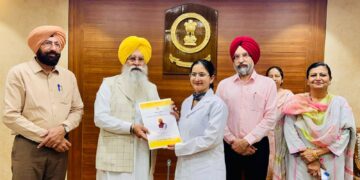 ਗੁਰਮੀਤ ਖੁੱਡੀਆਂ ਨੇ ਵੈਟਰਨਰੀ ਅਫ਼ਸਰਾਂ, ਇੰਸਪੈਕਟਰਾਂ ਅਤੇ ਡੇਅਰੀ ਵਿਕਾਸ ਇੰਸਪੈਕਟਰਾਂ ਨੂੰ ਨਿਯੁਕਤੀ ਪੱਤਰ ਸੌਂਪੇ