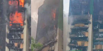 Ghaziabad: 15 ਮੰਜ਼ਿਲਾ ਅਪਾਰਟਮੈਂਟ ਵਿੱਚ ਲੱਗੀ ਭਿਆਨਕ ਅੱਗ: 7 ਮੰਜ਼ਿਲਾਂ ਆਈਆਂ ਲਪੇਟ ‘ਚ