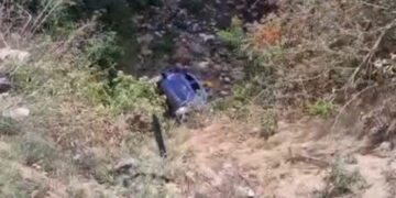 Himachal Pradesh: ਬੱਚਿਆਂ ਨੂੰ ਸਕੂਲ ਤੋਂ ਵਾਪਸ ਲੈ ਕੇ ਆ ਰਹੀ ਕਾਰ ਖੱਡ ਵਿੱਚ ਡਿੱਗੀ, 4 ਬੱਚੇ ਜ਼ਖਮੀ