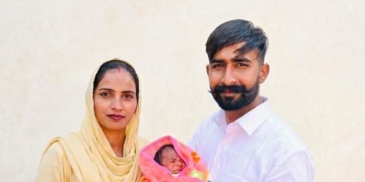 ਇੱਕ ‘ਪਿਤਾ’ ਲਈ ਵੱਡੀ ਰਾਹਤ: ‘ਮੁੱਖ ਮੰਤਰੀ ਸਿਹਤ ਯੋਜਨਾ’ ਹੇਠ ਚਾਰ ਮਹੀਨੇ ਦੀ ਦਿਲਜੋਤ ਨੂੰ 2.77 ਲੱਖ ਰੁਪਏ ਦਾ ਇਲਾਜ ਕਵਰ ਮਿਲਿਆ; ਸਿਰਫ਼ ਤਿੰਨ ਮਹੀਨਿਆਂ ਵਿੱਚ 6,000 ਤੋਂ ਵੱਧ ਨਵਜੰਮੇ ਬੱਚਿਆਂ ਦਾ ਇਲਾਜ ਕੀਤਾ