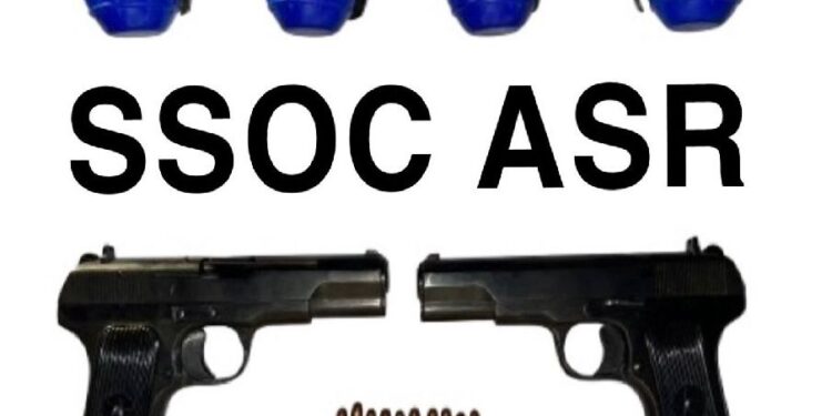 ਆਈ.ਐਸ.ਆਈ ਦੀ ਹਮਾਇਤ ਵਾਲੇ ਸਰਹੱਦ ਪਾਰ ਦੇ ਅੱਤਵਾਦੀ ਮਾਡਿਊਲ ਦਾ ਪਰਦਾਫਾਸ਼; ਚਾਰ ਹੈਂਡ ਗ੍ਰਨੇਡਾਂ ਅਤੇ ਦੋ ਪਿਸਤੌਲਾਂ ਸਮੇਤ ਇੱਕ ਵਿਅਕਤੀ ਅੰਮ੍ਰਿਤਸਰ ਤੋਂ ਗ੍ਰਿਫ਼ਤਾਰ ਆਈ.ਐਸ.ਆਈ ਦੀ ਹਮਾਇਤ ਵਾਲੇ ਸਰਹੱਦ ਪਾਰ ਦੇ ਅੱਤਵਾਦੀ ਮਾਡਿਊਲ ਦਾ ਪਰਦਾਫਾਸ਼; ਚਾਰ ਹੈਂਡ ਗ੍ਰਨੇਡਾਂ ਅਤੇ ਦੋ ਪਿਸਤੌਲਾਂ ਸਮੇਤ ਇੱਕ ਵਿਅਕਤੀ ਅੰਮ੍ਰਿਤਸਰ ਤੋਂ ਗ੍ਰਿਫ਼ਤਾਰ