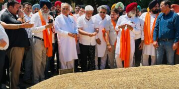 ਕੈਬਨਿਟ ਮੰਤਰੀ ਲਾਲ ਚੰਦ ਕਟਾਰੂਚੱਕ ਗੁਰਦਾਸਪੁਰ ਦਾਣਾ ਮੰਡੀ ਵਿਖੇ ਪਹੁੰਚੇ-ਕਣਕ ਦੇ ਖਰੀਦ ਪ੍ਰਬੰਧਾਂ ਦਾ ਲਿਆ ਜਾਇਜ਼ਾ