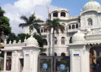 Punjab: ਸੱਚਖੰਡ ਸ੍ਰੀ ਹਰਿਮੰਦਰ ਸਾਹਿਬ ਦੇ ਨਵੇਂ ਮੈਨੇਜਰ ਦੀ ਹੋਈ ਨਿਯੁਕਤੀ, ਪੜ੍ਹੋ ਕਿਸ ਨੂੰ ਮਿਲੀ ਜ਼ਿੰਮੇਵਾਰੀ