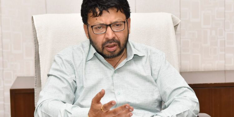 ਪੰਜਾਬ ਸਰਕਾਰ ਐਨ.ਆਰ.ਆਈ. ਪੰਜਾਬੀਆਂ ਦੀਆਂ ਸਮੱਸਿਆਵਾਂ ਦੇ ਹੱਲ ਲਈ ਮਹੀਨੇ ਵਿੱਚ ਦੋ ਮਿਲਣੀਆਂ ਕਰੇਗੀ: ਡਾ. ਰਵਜੋਤ ਸਿੰਘ