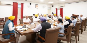 ਮੁੱਖ ਮੰਤਰੀ ਭਗਵੰਤ ਸਿੰਘ ਮਾਨ ਦੀ ਅਗਵਾਈ ਵਿੱਚ ਵਜ਼ਾਰਤ ਵੱਲੋਂ ਦਰਿਆਵਾਂ, ਚੋਆਂ ਅਤੇ ਸੇਮ ਨਾਲਿਆਂ ’ਚੋਂ ਗਾਰ ਕੱਢਣ ਲਈ ਹਰੀ ਝੰਡੀ