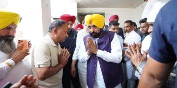 Punjab CM ਭਗਵੰਤ ਮਾਨ ਪੁੱਜੇ ਜਗਰਾਓਂ; ਮਥੁਰਾ ਕਿਸ਼ਤੀ ਹਾਦਸੇ ‘ਚ ਜਾਨ ਗਵਾਉਣ ਵਾਲਿਆਂ ਦੇ ਅੰਤਿਮ ਸਸਕਾਰ ‘ਚ ਹੋਏ ਸ਼ਾਮਿਲ