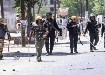 Noida ‘ਚ ਦੂਜੇ ਦਿਨ ਵੀ ਹੰਗਾਮਾ! ਕਈ ਉਦਯੋਗਿਕ ਇਕਾਈਆਂ ‘ਚ ਕੰਮ ਠੱਪ