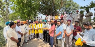 3.5 ਕਰੋੜ ਰੁਪਏ ਦੀ ਲਾਗਤ ਨਾਲ ਪਿੰਡ ਲੱਡਾ ‘ਚ ਨਹਿਰੀ ਪਾਣੀ ਦੀ ਪਾਈਪ ਲਾਈਨ ਵਿਛਾਉਣ ਦਾ ਕੰਮ ਸ਼ੁਰੂ*