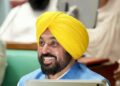 ਮੁੱਖ ਮੰਤਰੀ ਭਗਵੰਤ ਸਿੰਘ ਮਾਨ ਨੇ ਮਜ਼ਦੂਰ ਦਿਵਸ ਮੌਕੇ ਕਿਰਤੀ ਵਰਗ ਨੂੰ ਦਿੱਤਾ ਤੋਹਫਾ, ਘੱਟੋ-ਘੱਟ ਉਜਰਤ ਵਿੱਚ 15 ਫੀਸਦੀ ਵਾਧੇ ਦਾ ਐਲਾਨ