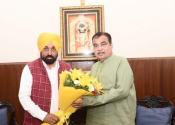 ਮੁੱਖ ਮੰਤਰੀ ਭਗਵੰਤ ਸਿੰਘ ਮਾਨ ਦੇ ਯਤਨਾਂ ਨੂੰ ਪਿਆ ਬੂਰ, ਪੰਜਾਬ ਵਿੱਚ ਲੰਬੇ ਸਮੇਂ ਤੋਂ ਲਟਕ ਰਹੇ ਓਵਰਬ੍ਰਿਜਾਂ ਅਤੇ ਰਾਜਮਾਰਗਾਂ ਦੇ ਕਾਰਜਾਂ ਨੂੰ ਮੁਕੰਮਲ ਕਰਨ ਦਾ ਰਾਹ ਪੱਧਰਾ ਹੋਇਆ