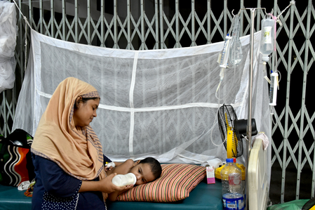 Bangladesh : ਖਸਰੇ ਦੇ ਫੈਲਣ ਕਾਰਨ 16 ਲੋਕਾਂ ਦੀ ਮੌਤ ; ਮਰਨ ਵਾਲਿਆਂ ਦੀ ਗਿਣਤੀ 500 ਤੋਂ ਪਾਰ Bangladesh : ਖਸਰੇ ਦੇ ਫੈਲਣ ਕਾਰਨ 16 ਲੋਕਾਂ ਦੀ ਮੌਤ ; ਮਰਨ ਵਾਲਿਆਂ ਦੀ ਗਿਣਤੀ 500 ਤੋਂ ਪਾਰ