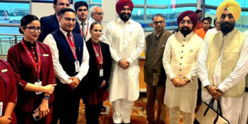 Punjab Breaking: ਹਲਵਾਰਾ ਏਅਰਪੋਰਟ ‘ਤੇ ਅੱਜ ਪਹਿਲੀ ਫਲਾਈਟ ਹੋਈ ਲੈਂਡ, ਰੋਜ਼ਾਨਾ ਦੋ ਉਡਾਣਾਂ ਹੋਣਗੀਆਂ ਰਵਾਨਾ