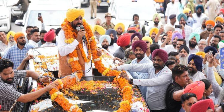 ਪੰਜਾਬ ਦੇ 700 ਕਿਸਾਨਾਂ ਦੀ ਮੌਤ ਲਈ ਭਾਜਪਾ ਜ਼ਿੰਮੇਵਾਰ, ਕੇਂਦਰ ਸਰਕਾਰ ਹਰ ਰੋਜ਼ ਪੰਜਾਬ ਵਿਰੋਧੀ ਫੈਸਲੇ ਲੈਂਦੀ ਹੈ-ਮੁੱਖ ਮੰਤਰੀ ਭਗਵੰਤ ਸਿੰਘ ਮਾਨ