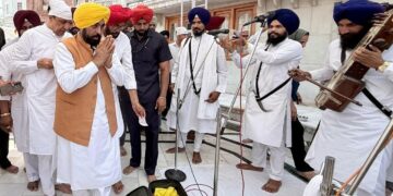 ਮੁੱਖ ਮੰਤਰੀ ਭਗਵੰਤ ਸਿੰਘ ਮਾਨ ਨੇ ਹਰਿਮੰਦਰ ਸਾਹਿਬ ਵਿਖੇ ਮੱਥਾ ਟੇਕਿਆ, ਬੇਅਦਬੀ ਵਿਰੋਧੀ ਇਤਿਹਾਸਕ ਕਾਨੂੰਨ ਬਣਾਉਣ ਦੀ ਸੋਝੀ ਤੇ ਬਲ ਬਖ਼ਸ਼ਣ ਲਈ ਪ੍ਰਮਾਤਮਾ ਦਾ ਸ਼ੁਕਰਾਨਾ ਕੀਤਾ