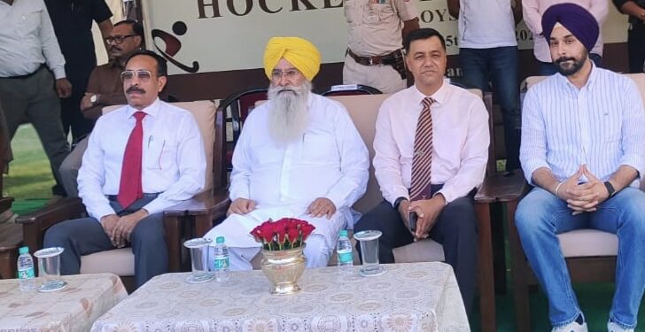 ਨੌਜਵਾਨ ਖਿਡਾਰੀ ਖੇਡਾਂ ਰਾਹੀਂ ਦੇਸ਼ ਦਾ ਨਾਮ ਰੌਸ਼ਨ ਕਰਨ : ਗੁਰਮੀਤ ਸਿੰਘ ਖੁੱਡੀਆਂ