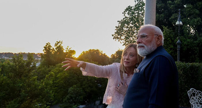 PM Modi ਨੇ ਇਟਲੀ ਦੀ PM ਨਾਲ ਦੋਸਤਾਨਾ ਤਸਵੀਰਾਂ ਕੀਤੀਆਂ ਸ਼ੇਅਰ PM Modi ਨੇ ਇਟਲੀ ਦੀ PM ਨਾਲ ਦੋਸਤਾਨਾ ਤਸਵੀਰਾਂ ਕੀਤੀਆਂ ਸ਼ੇਅਰ