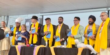 ਮਾਨਚੈਸਟਰ (ਯੂ ਕੇ) ਵਿੱਚ ਦੂਜੀ ਅੰਤਰ ਰਾਸ਼ਟਰੀ ਪੰਜਾਬੀ ਕਾਨਫਰੰਸ ਵਿੱਚ “ਪੰਜਾਬੀ ਬੋਲੀ-ਰਮਜ਼ਾਂ, ਰੁਕਾਵਟਾਂ ਤੇ ਰਾਹ “ ਕਿਤਾਬ ਲੋਕ ਅਰਪਣ