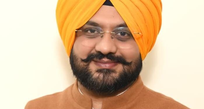 PUNJAB : ਝੋਨੇ ਦੇ ਸੀਜ਼ਨ ਤੋਂ ਪਹਿਲਾਂ ਕਿਸਾਨਾਂ ਲਈ ਬਿਜਲੀ ਸਬੰਧੀ ਸਾਰੇ ਪ੍ਰਬੰਧ ਮੁਕੰਮਲ : ਤਰੁਨਪ੍ਰੀਤ ਸਿੰਘ ਸੌਂਦ