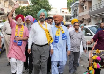 ਨਗਰ ਨਿਗਮ ਚੋਣਾਂ : ਆਮ ਆਦਮੀ ਪਾਰਟੀ ਵੱਲੋਂ ਵਾਰਡ ਨੰਬਰ 34 ਤੋਂ ਉਮੀਦਵਾਰ ਸੁਖਦੇਵ ਸਿੰਘ ਪਟਵਾਰੀ ਦੇ ਹੱਕ ਵਿੱਚ ਕੱਢਿਆ ਗਿਆ ਵਿਸ਼ਾਲ ਰੋਡ ਸ਼ੋਅ ਨਗਰ ਨਿਗਮ ਚੋਣਾਂ : ਆਮ ਆਦਮੀ ਪਾਰਟੀ ਵੱਲੋਂ ਵਾਰਡ ਨੰਬਰ 34 ਤੋਂ ਉਮੀਦਵਾਰ ਸੁਖਦੇਵ ਸਿੰਘ ਪਟਵਾਰੀ ਦੇ ਹੱਕ ਵਿੱਚ ਕੱਢਿਆ ਗਿਆ ਵਿਸ਼ਾਲ ਰੋਡ ਸ਼ੋਅ