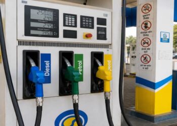 Petrol,Diesel Prices Hiked : ਪੰਜਾਬ ਵਿੱਚ ਪੈਟਰੋਲ ਅਤੇ ਡੀਜ਼ਲ ਦੀਆਂ ਕੀਮਤਾਂ ‘ਚ ਫਿਰ ਵਾਧਾ Petrol,Diesel Prices Hiked : ਪੰਜਾਬ ਵਿੱਚ ਪੈਟਰੋਲ ਅਤੇ ਡੀਜ਼ਲ ਦੀਆਂ ਕੀਮਤਾਂ ‘ਚ ਫਿਰ ਵਾਧਾ