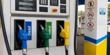 Petrol,Diesel Prices Hiked : ਪੰਜਾਬ ਵਿੱਚ ਪੈਟਰੋਲ ਅਤੇ ਡੀਜ਼ਲ ਦੀਆਂ ਕੀਮਤਾਂ ‘ਚ ਫਿਰ ਵਾਧਾ Petrol,Diesel Prices Hiked : ਪੰਜਾਬ ਵਿੱਚ ਪੈਟਰੋਲ ਅਤੇ ਡੀਜ਼ਲ ਦੀਆਂ ਕੀਮਤਾਂ ‘ਚ ਫਿਰ ਵਾਧਾ