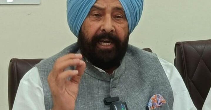 ਪੰਜਾਬ ਭਾਜਪਾ ਵਿੱਚ ਜਲਦ ਹੋਣ ਜਾ ਰਿਹਾ ਫੇਰਬਦਲ ; ਸਾਬਕਾ MLA ਕੇਵਲ ਢਿੱਲੋਂ ਬਣ ਸਕਦੇ ਹਨ ਪੰਜਾਬ ਭਾਜਪਾ ਦੇ ਨਵੇਂ ਪ੍ਰਧਾਨ ਪੰਜਾਬ ਭਾਜਪਾ ਵਿੱਚ ਜਲਦ ਹੋਣ ਜਾ ਰਿਹਾ ਫੇਰਬਦਲ ; ਸਾਬਕਾ MLA ਕੇਵਲ ਢਿੱਲੋਂ ਬਣ ਸਕਦੇ ਹਨ ਪੰਜਾਬ ਭਾਜਪਾ ਦੇ ਨਵੇਂ ਪ੍ਰਧਾਨ