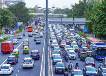 Delhi ‘ਚ ਟ੍ਰੈਫਿਕ ਨਿਯਮਾਂ ਵਿੱਚ ਵੱਡੇ ਬਦਲਾਅ; ਹੁਣ ਵਾਹਨ ਚਲਾਉਣ ਵਾਲਿਆਂ ਨੂੰ ਰਹਿਣਾ ਪਵੇਗਾ ਹੋਰ ਸਾਵਧਾਨ!