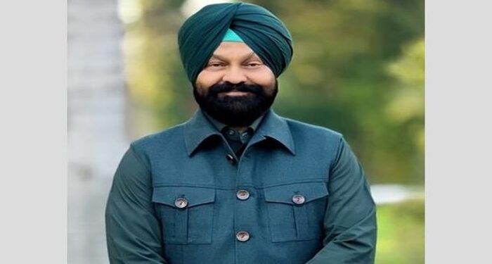 AAP ਵਿਧਾਇਕ ਡਿੰਪੀ ਢਿੱਲੋਂ ਦੀ ਗੱਡੀ ਰੋਕਣ ਦਾ ਮਾਮਲਾ: ਵਿਧਾਇਕ ਨੇ ਵੀਡੀਓ ਜਾਰੀ ਕਰਕੇ ਰੱਖਿਆ ਆਪਣਾ ਪੱਖ