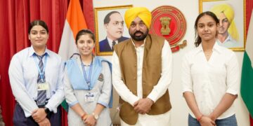 ਭਗਵੰਤ ਮਾਨ ਸਰਕਾਰ ਦੀ ਸਿੱਖਿਆ ਕ੍ਰਾਂਤੀ ਦਾ ਅਸਰ, ਪੰਜਾਬ ਦੇ 416 ਸਰਕਾਰੀ ਸਕੂਲਾਂ ਦੀ 12ਵੀਂ ਜਮਾਤ ਦਾ ਨਤੀਜਾ 100 ਫੀਸਦੀ ਰਿਹਾ ਭਗਵੰਤ ਮਾਨ ਸਰਕਾਰ ਦੀ ਸਿੱਖਿਆ ਕ੍ਰਾਂਤੀ ਦਾ ਅਸਰ, ਪੰਜਾਬ ਦੇ 416 ਸਰਕਾਰੀ ਸਕੂਲਾਂ ਦੀ 12ਵੀਂ ਜਮਾਤ ਦਾ ਨਤੀਜਾ 100 ਫੀਸਦੀ ਰਿਹਾ