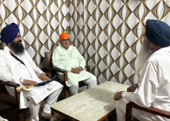 Punjab ਰਾਜਪਾਲ ਕਟਾਰੀਆ ਨੇ ਜਥੇਦਾਰ ਗੜਗੱਜ ਨਾਲ ਕੀਤੀ ਮੁਲਾਕਾਤ