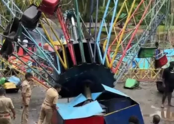 ਕੇਰਲ ਦੇ amusement park ਵਿੱਚ ਵੱਡਾ ਹਾਦਸਾ! ਝੂਲਾ ਡਿੱਗਣ ਕਾਰਨ ਕਈ ਲੋਕ ਜ਼ਖਮੀ ਕੇਰਲ ਦੇ amusement park ਵਿੱਚ ਵੱਡਾ ਹਾਦਸਾ! ਝੂਲਾ ਡਿੱਗਣ ਕਾਰਨ ਕਈ ਲੋਕ ਜ਼ਖਮੀ