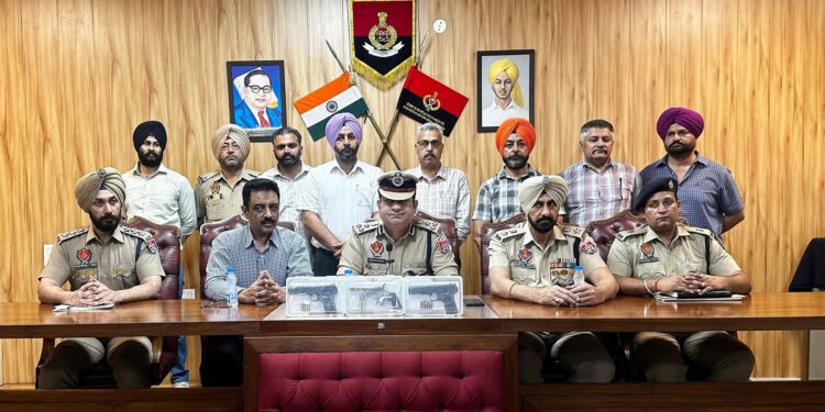 Ludhiana ਵਿੱਚ ਟਾਰਗੇਟ ਸ਼ੂਟਿੰਗ ਦੀਆਂ ਸੰਭਾਵੀ ਕੋਸ਼ਿਸ਼ਾਂ ਨਾਕਾਮ; ਅੱਤਵਾਦੀ-ਗੈਂਗਸਟਰ ਨੈਟਵਰਕ ਨਾਲ ਸਬੰਧਤ ਦੋ ਮੁਲਜ਼ਮ ਹਥਿਆਰਾਂ ਸਣੇ ਕਾਬੂ