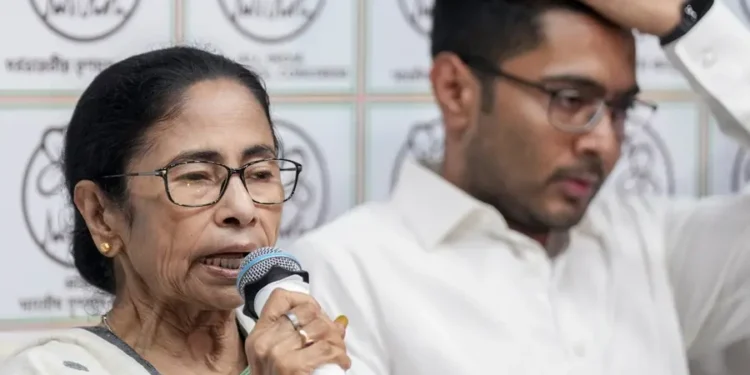 West Bengal ਚੋਣਾਂ ਦੇ ਨਤੀਜਿਆਂ ਤੋਂ ਬਾਅਦ ਗਰਮਾਇਆ ਸਿਆਸੀ ਮਾਹੌਲ!
