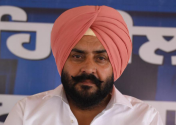 ਜੇਲ੍ਹ ਤੋਂ ਬਾਹਰ ਆਏ ‘ਆਪ’ ਵਿਧਾਇਕ ਹਰਮੀਤ ਸਿੰਘ ਪਠਾਨਮਾਜਰਾ ਜੇਲ੍ਹ ਤੋਂ ਬਾਹਰ ਆਏ ‘ਆਪ’ ਵਿਧਾਇਕ ਹਰਮੀਤ ਸਿੰਘ ਪਠਾਨਮਾਜਰਾ
