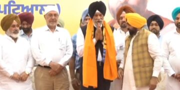 ਪੰਜਾਬ ਦੀ ਸਿਆਸਤ ‘ਚ ਵੱਡਾ ਉਲਟਫੇਰ! ਸੁਰਜੀਤ ਸਿੰਘ ਰੱਖੜਾ ‘ਆਪ’ ਵਿੱਚ ਸ਼ਾਮਿਲ