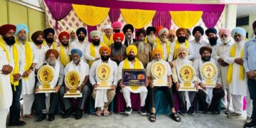 ਯੁਨਾਇਟੇਡ ਯੂਥ ਫੈਡਰੇਸ਼ਨ ਵੱਲੋਂ ਮਹਾਰਾਜਾ ਜੱਸਾ ਸਿੰਘ ਰਾਮਗੜ੍ਹੀਆ ਦੇ ਜਨਮ ਦਿਹਾੜੇ ‘ਤੇ 6 ਸਖਸ਼ੀਅਤਾਂ ਸਨਮਾਨਿਤ