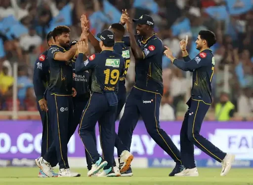 IPL 2026 : ਗੁਜਰਾਤ ਟਾਈਟਨਜ਼ ਅਤੇ ਪੰਜਾਬ ਕਿੰਗਜ਼ ਵਿਚਾਲੇ ਮੁਕਾਬਲਾ ਜਾਰੀ ; ਪੰਜਾਬ ਨੂੰ ਲੱਗਿਆ 5ਵਾਂ ਝਟਕਾ ; ਟੀਮ ਨੇ ਪਾਵਰਪਲੇ ‘ਚ ਹੀ ਗਵਾਈਆਂ ਤਿੰਨ ਵਿਕਟਾਂ