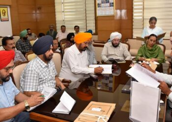 ਵਿੱਤ ਮੰਤਰੀ ਹਰਪਾਲ ਸਿੰਘ ਚੀਮਾ ਨੇ ਮੁਲਾਜ਼ਮ ਯੂਨੀਅਨਾਂ ਨਾਲ ਉੱਚ ਪੱਧਰੀ ਮੀਟਿੰਗਾਂ ਦੀ ਕੀਤੀ ਪ੍ਰਧਾਨਗੀ, ਲੰਬਿਤ ਮਸਲਿਆਂ ਦੇ ਜਲਦੀ ਹੱਲ ਦੇ ਦਿੱਤੇ ਨਿਰਦੇਸ਼