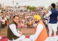 ਰਵਾਇਤੀ ਸਿਆਸੀ ਪਾਰਟੀਆਂ ਮੈਨੂੰ ਬਦਨਾਮ ਕਰਨ ਲਈ ਧਰਮ ਦੀ ਦੁਰਵਰਤੋਂ ਕਰ ਰਹੀਆਂ ਹਨ, ਉਹ ਇਸ ਗੱਲ ਨੂੰ ਹਜ਼ਮ ਨਹੀਂ ਕਰ ਪਾ ਰਹੀਆਂ ਕਿ ਤੁਹਾਡਾ ਪੁੱਤਰ ਪੰਜਾਬ ਵਿੱਚ ਇਮਾਨਦਾਰੀ ਨਾਲ ਸਰਕਾਰ ਚਲਾ ਰਿਹਾ ਹੈ: ਮੁੱਖ ਮੰਤਰੀ ਭਗਵੰਤ ਸਿੰਘ ਮਾਨ